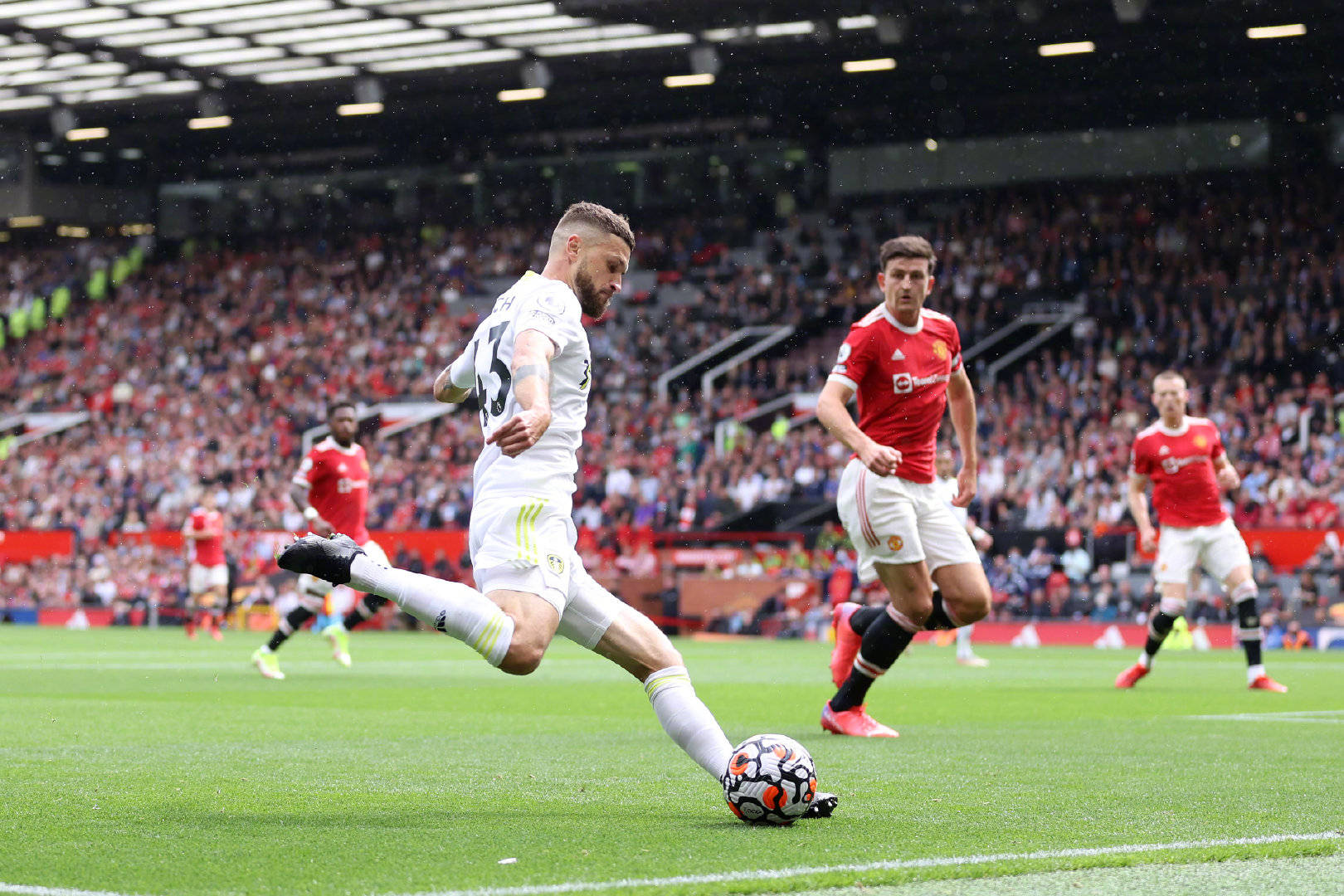 绝不仅是两 绝不仅是两